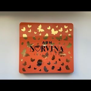 Norvina Pro Pigment palette volume 3